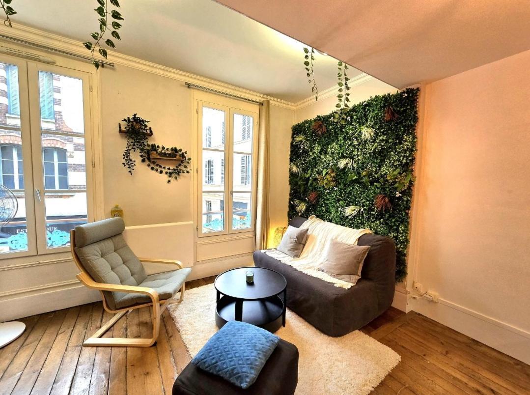 Bienvenue Dans La Jungle Apartment Dreux Exterior photo